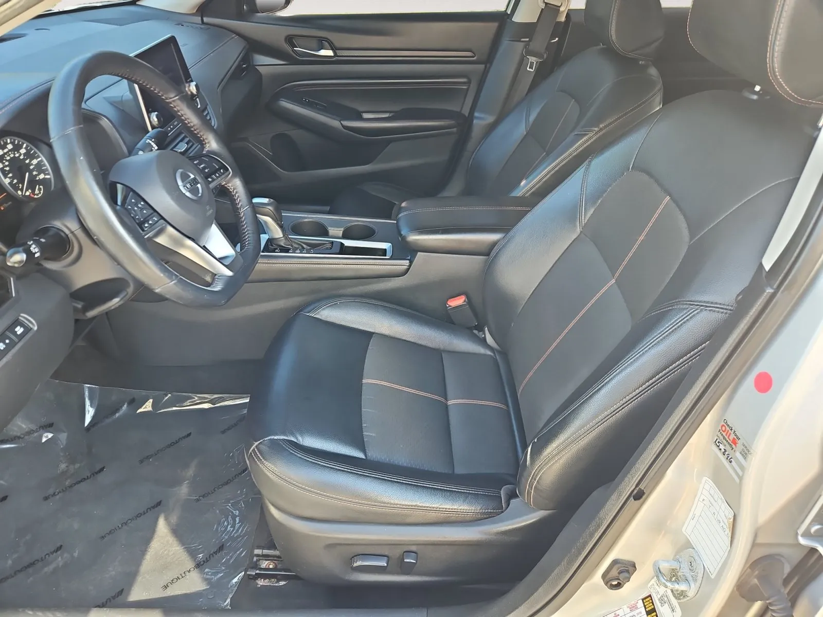 Nissan Altima photo 9