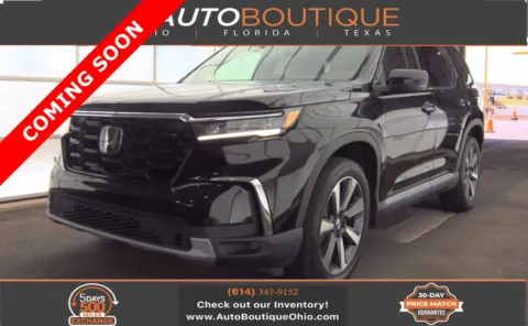 Black 2023 Honda Pilot Touring for sale in Columbus, OH