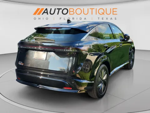 More photos of 2023 Nissan ARIYA ENGAGE at Auto Boutique Ohio, OH