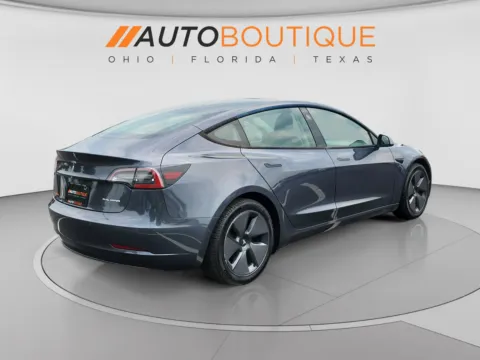 More photos of 2021 Tesla Model 3 Long Range at Auto Boutique Ohio, OH