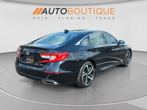 More photos of 2022 Honda Accord Sedan Sport at Auto Boutique Ohio, OH