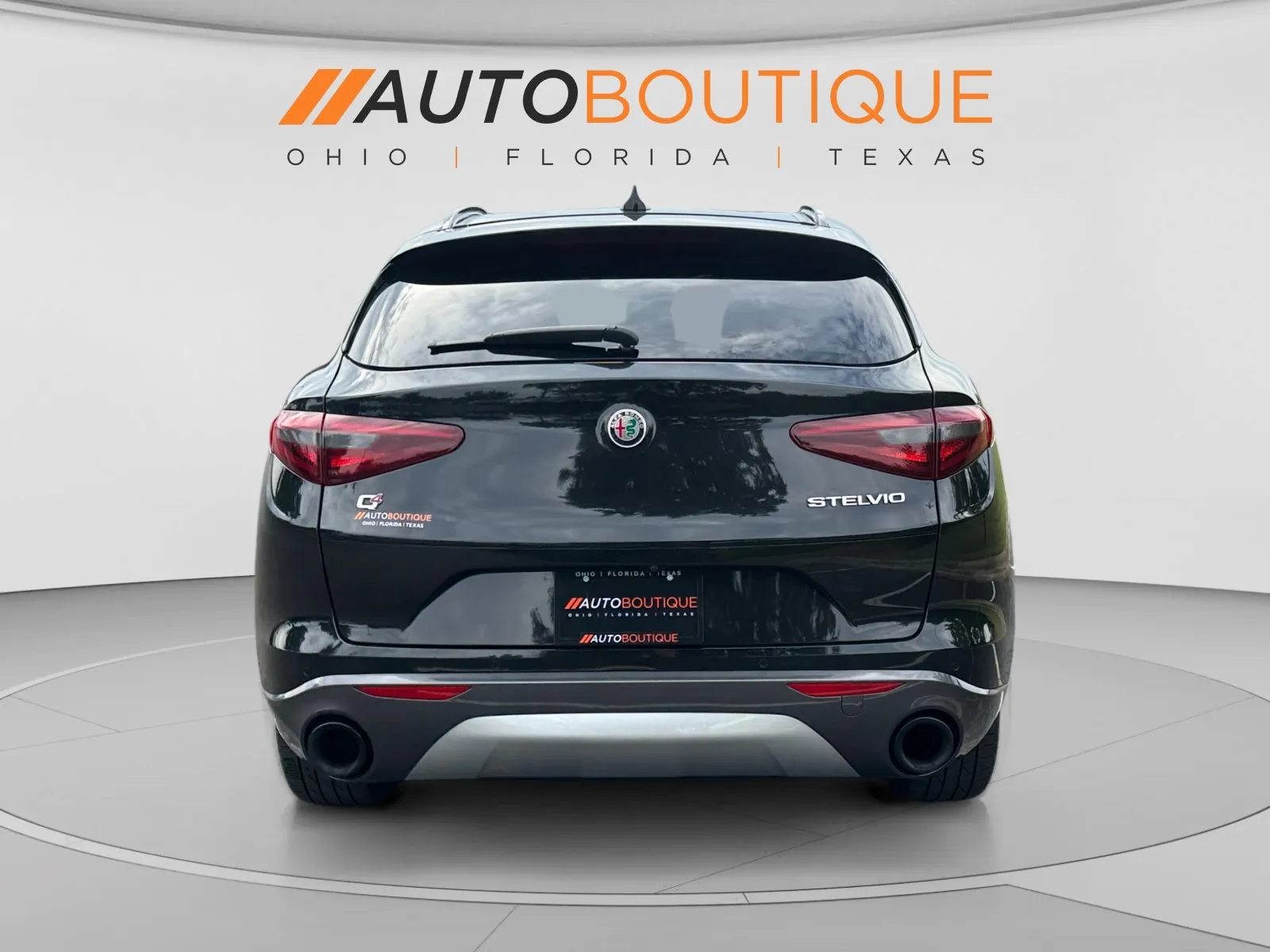 Alfa Romeo Stelvio photo 4