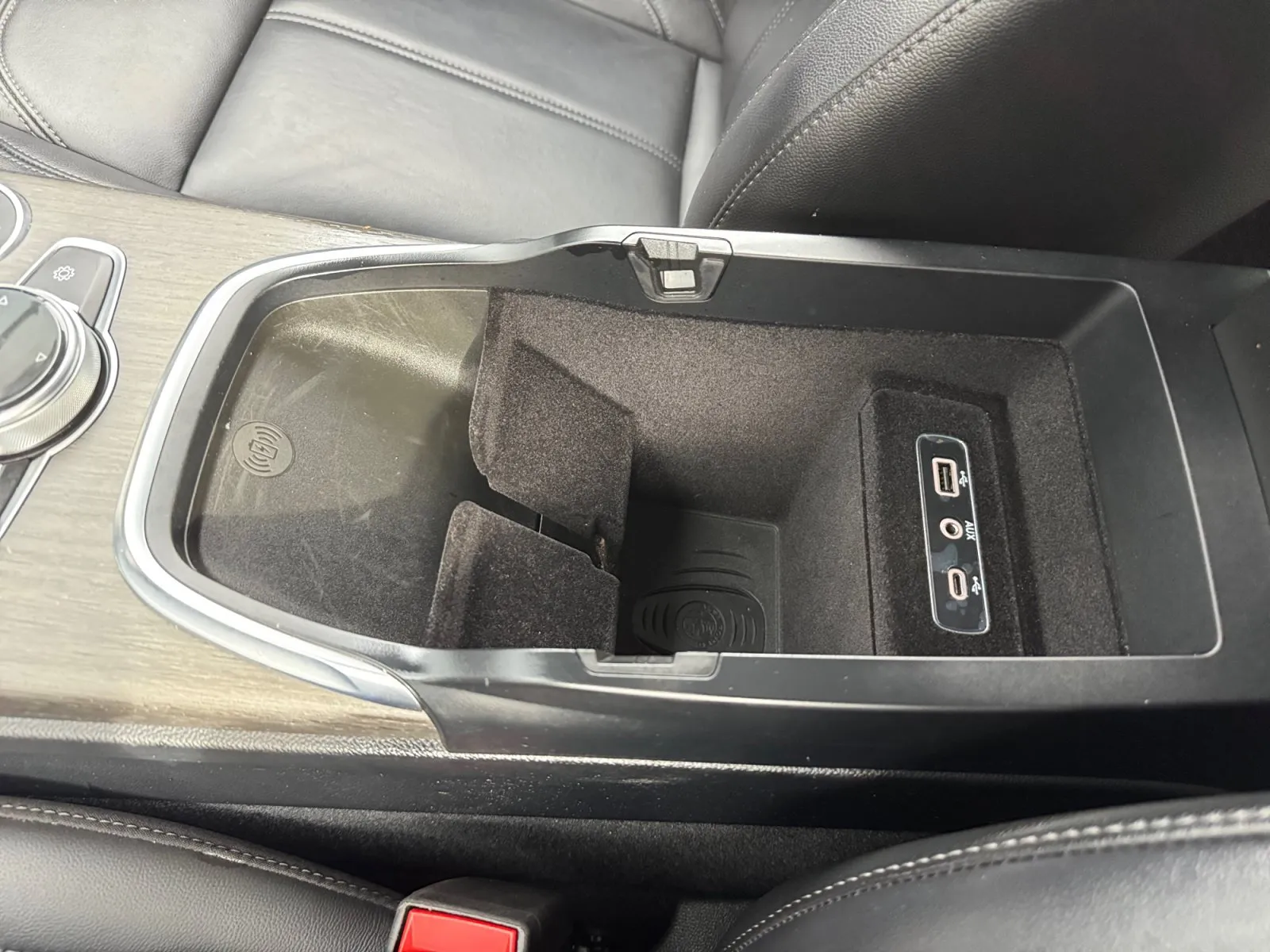 Alfa Romeo Stelvio photo 24