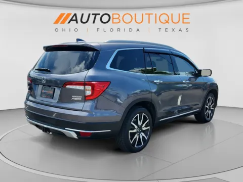 More photos of 2020 Honda Pilot Touring 8-Passenger at Auto Boutique Ohio, OH
