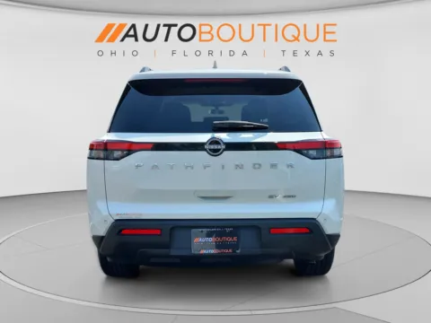 More photos of 2024 Nissan Pathfinder SV at Auto Boutique Ohio, OH
