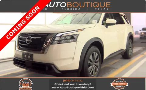 White 2024 Nissan Pathfinder SV for sale in Columbus, OH