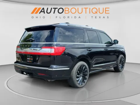 More photos of 2020 Lincoln Navigator Reserve at Auto Boutique Ohio, OH