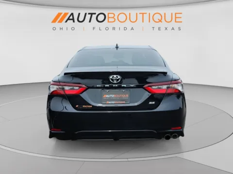 More photos of 2022 Toyota Camry SE at Auto Boutique Ohio, OH