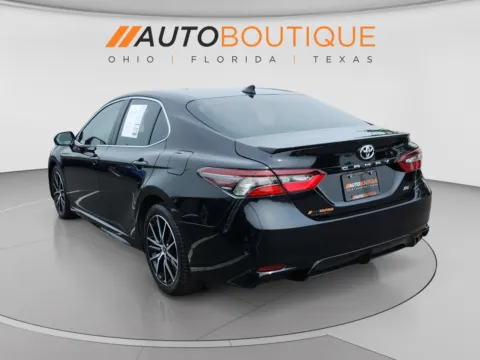 Another view of 2022 Toyota Camry SE for sale in Columbus, OH at Auto Boutique Ohio