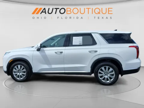Photos of 2023 Hyundai Palisade SE for sale in Columbus, OH at Auto Boutique Ohio