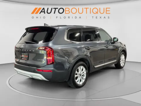 More photos of 2020 Kia Telluride LX at Auto Boutique Ohio, OH