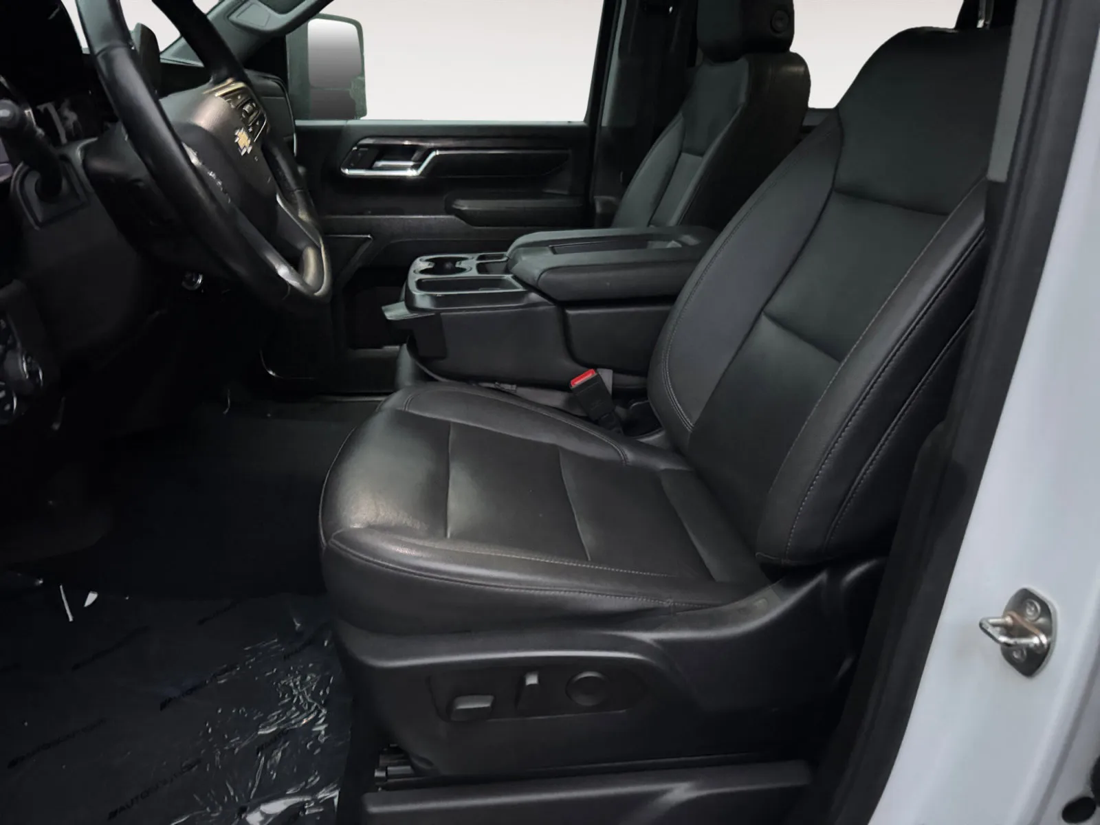 Chevrolet Silverado photo 9