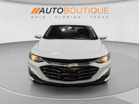 More photos of 2022 Chevrolet Malibu LT at Auto Boutique Ohio, OH