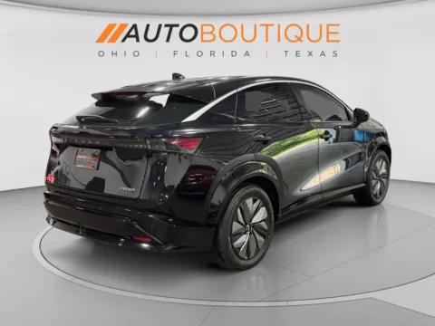 More photos of 2023 Nissan ARIYA ENGAGE at Auto Boutique Ohio, OH