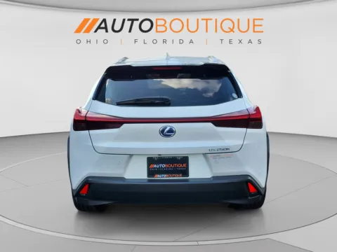 More photos of 2021 Lexus UX 250h at Auto Boutique Ohio, OH