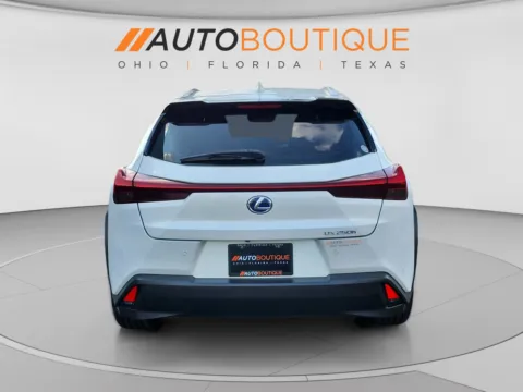 More photos of 2021 Lexus UX 250h at Auto Boutique Ohio, OH