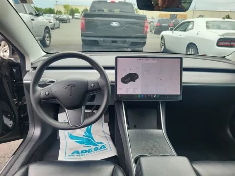 More photos of 2019 Tesla Model 3 Standard Range Plus at Auto Boutique Ohio, OH