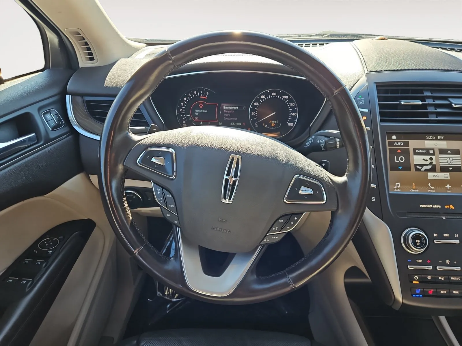 Lincoln MKC photo 12