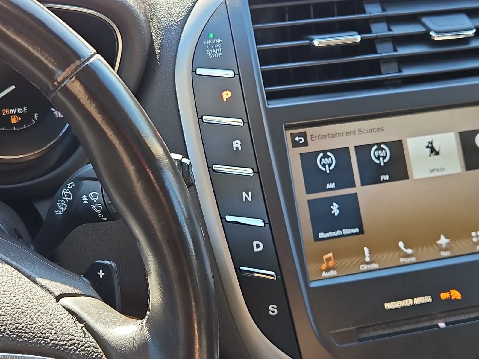 Lincoln MKC photo 23