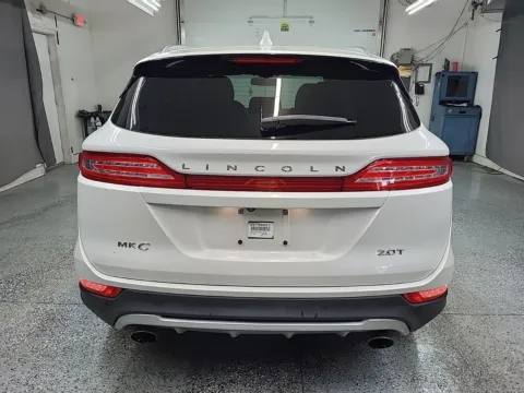 More photos of 2017 Lincoln MKC Reserve at Auto Boutique Ohio, OH
