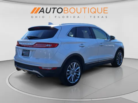 More photos of 2017 Lincoln MKC Reserve at Auto Boutique Ohio, OH