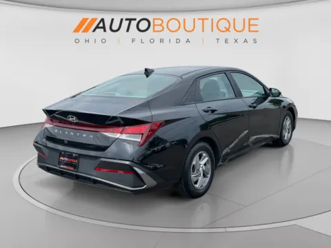 More photos of 2024 Hyundai Elantra SE at Auto Boutique Ohio, OH
