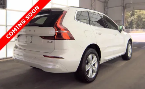 More photos of 2022 Volvo XC60 Momentum at Auto Boutique Ohio, OH