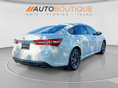 Another view of 2018 Toyota Avalon XLE for sale in Columbus, OH at Auto Boutique Ohio