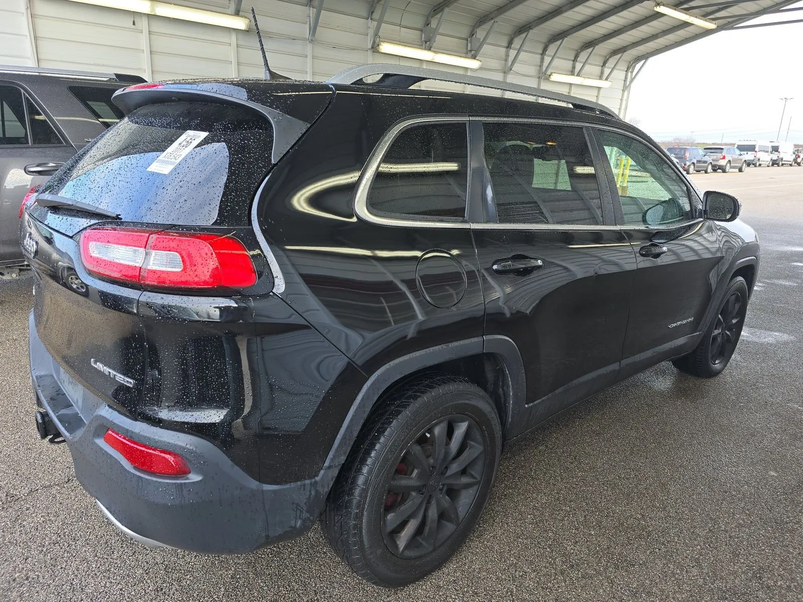 Jeep Cherokee photo 5
