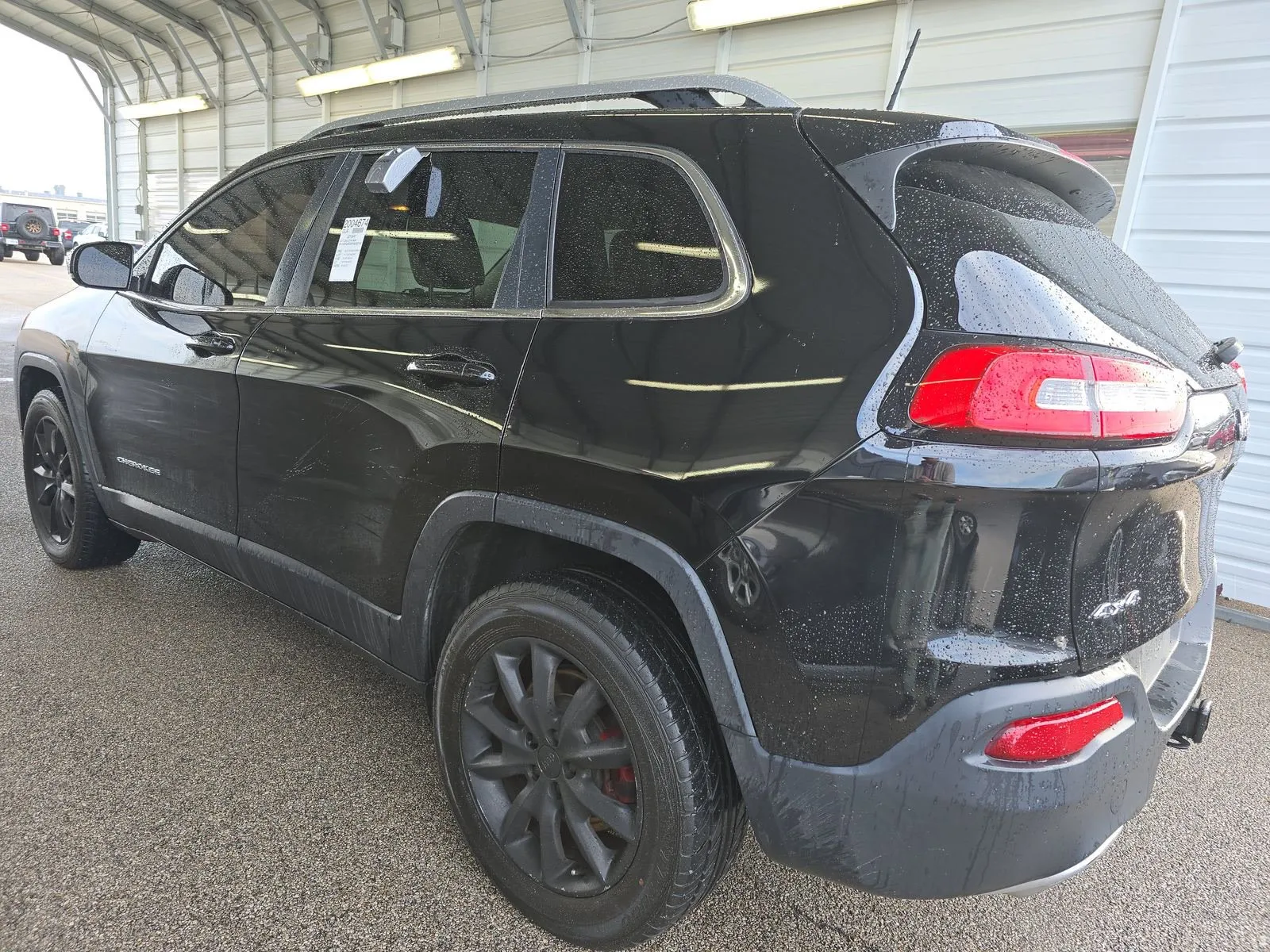 Jeep Cherokee photo 4
