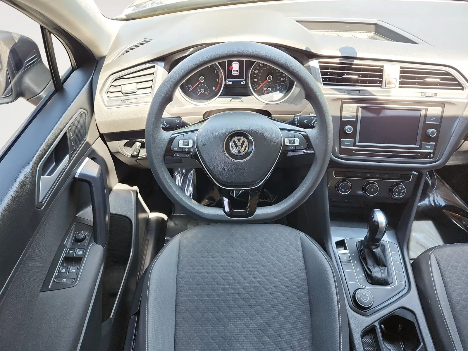 Volkswagen Tiguan photo 10