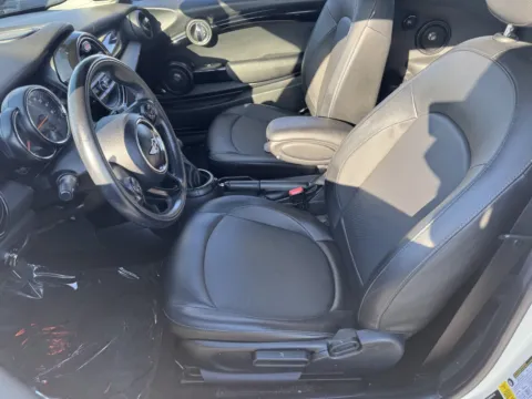 More photos of 2015 MINI Cooper Hardtop Cooper at Auto Boutique Ohio, OH