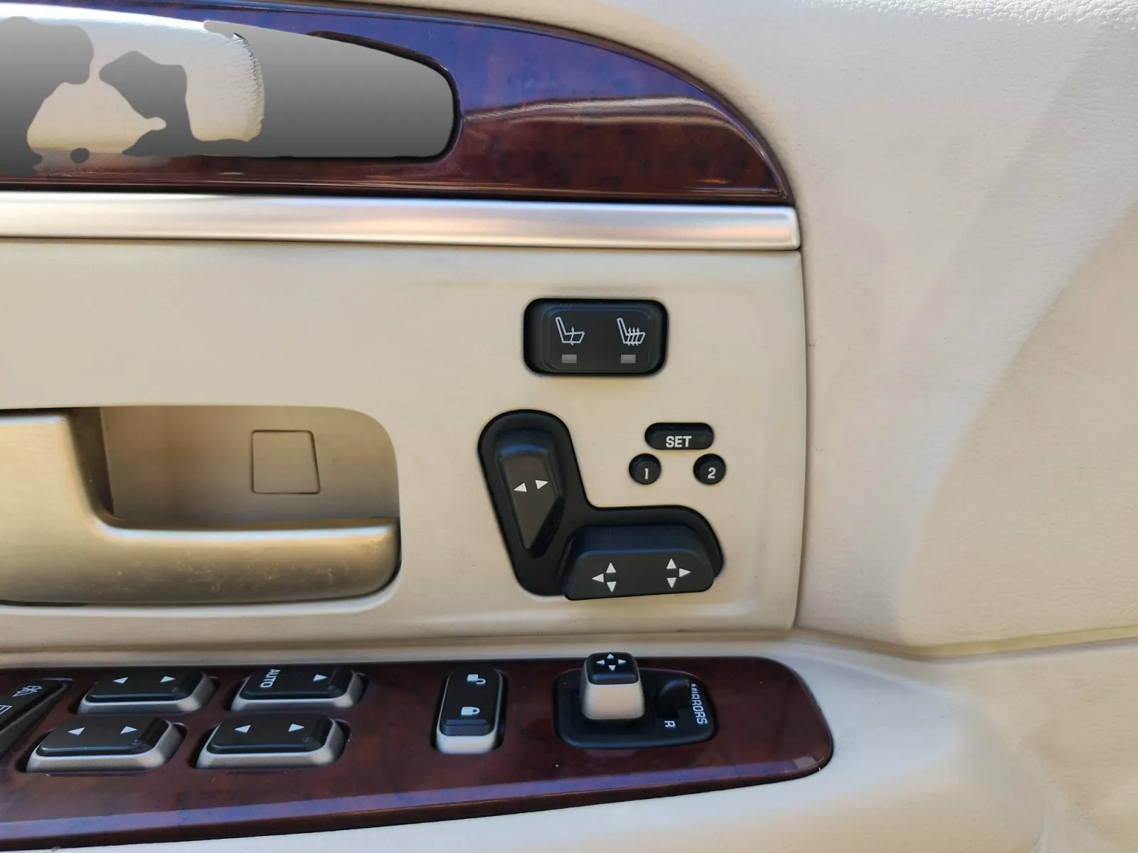 Lincoln Town Car photo 15