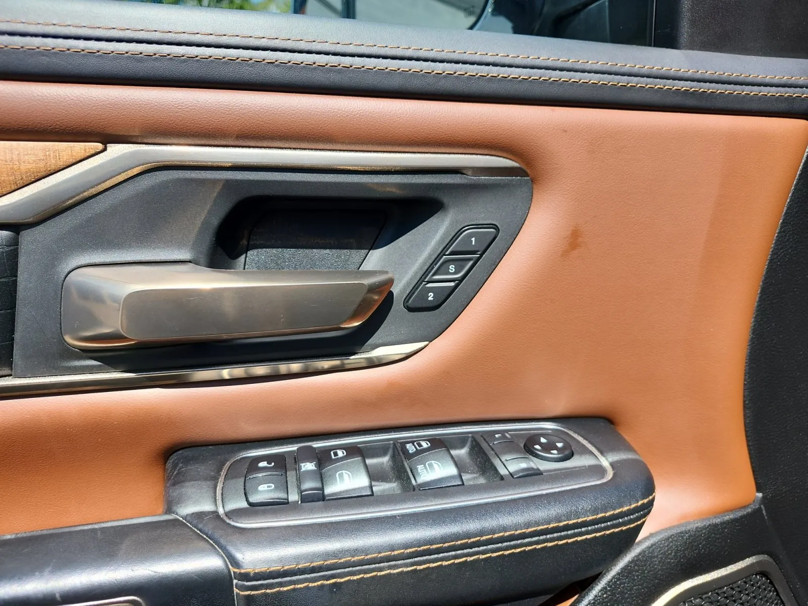 Ram 1500 photo 18