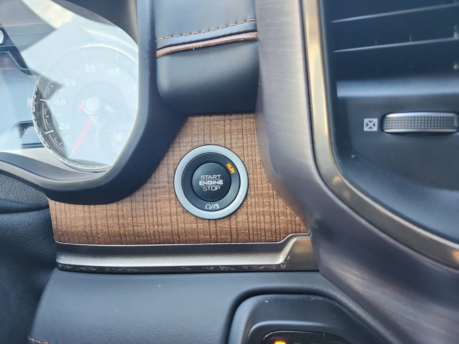 Ram 1500 photo 23