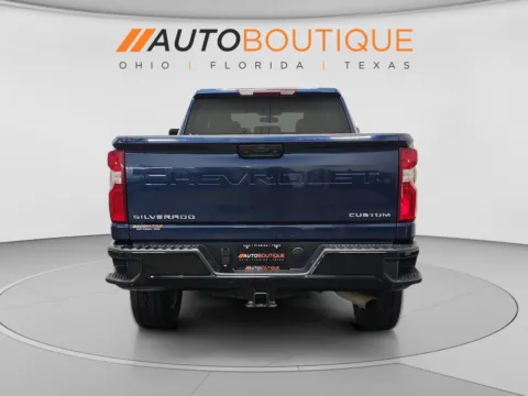More photos of 2021 Chevrolet Silverado 2500 HD Custom at Auto Boutique Ohio, OH