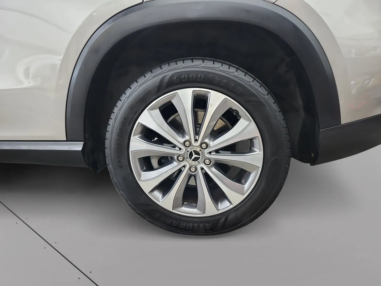 Mercedes-Benz GLE photo 14