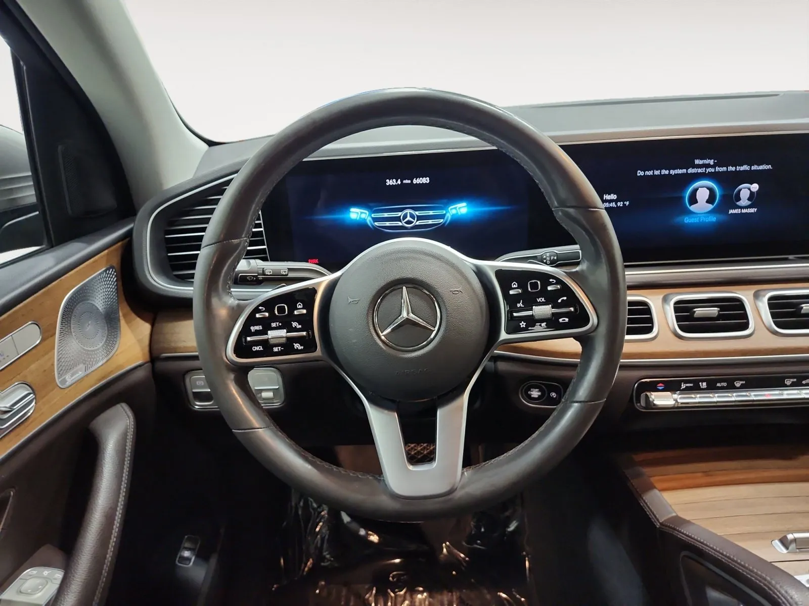 Mercedes-Benz GLE photo 12