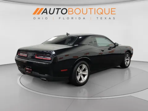 More photos of 2016 Dodge Challenger SXT at Auto Boutique Ohio, OH