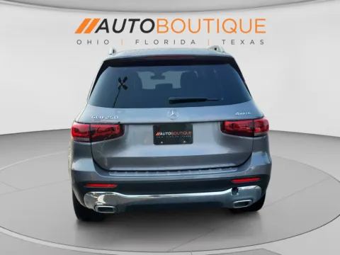 More photos of 2022 Mercedes-Benz GLB 250 at Auto Boutique Ohio, OH