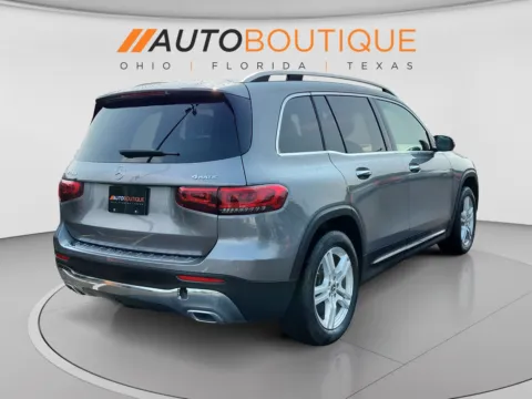 More photos of 2022 Mercedes-Benz GLB 250 at Auto Boutique Ohio, OH