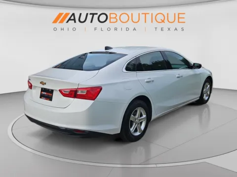 More photos of 2023 Chevrolet Malibu LS at Auto Boutique Ohio, OH