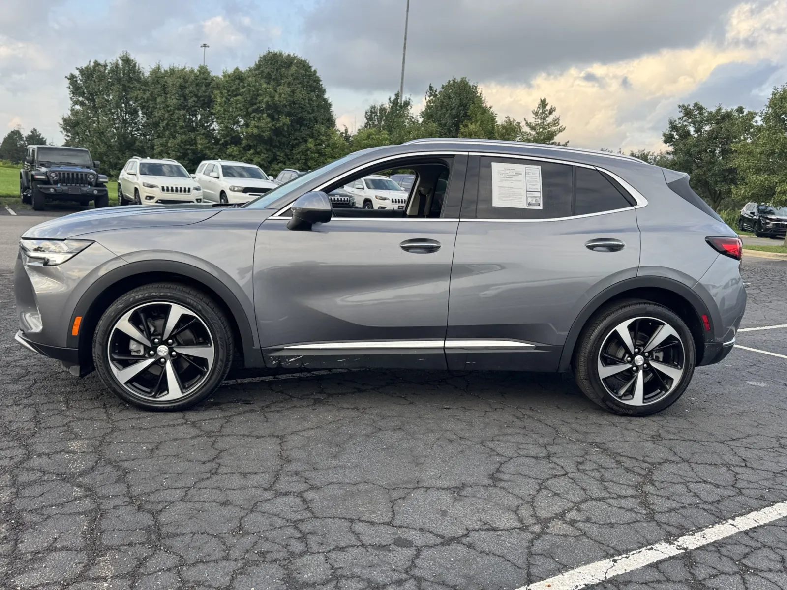 Buick Envision photo 8