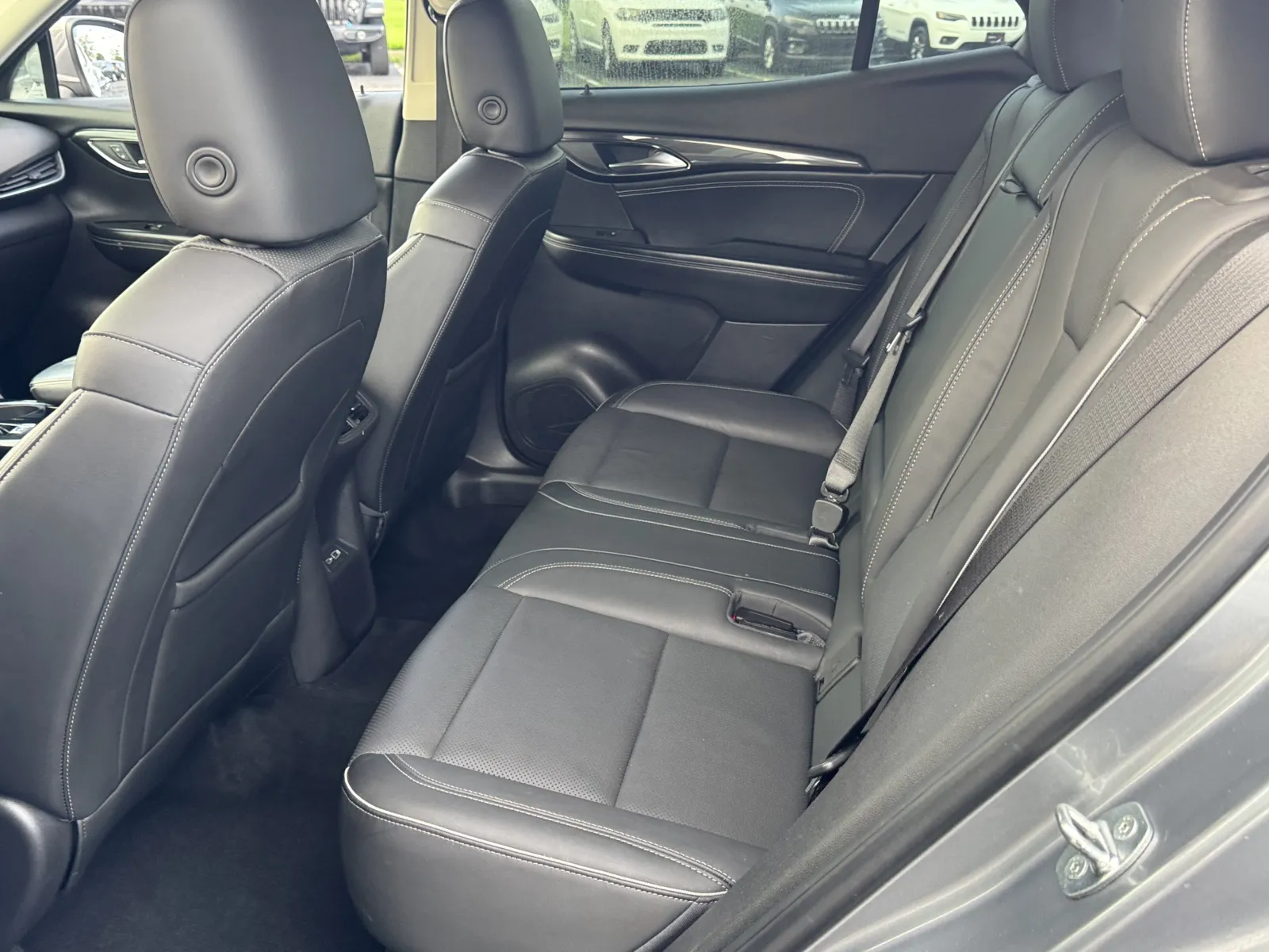 Buick Envision photo 15
