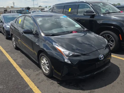 Another view of 2016 Toyota Prius Three for sale in Columbus, OH at Auto Boutique Ohio
