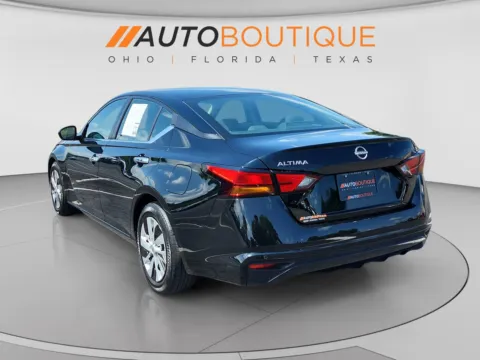 Another view of 2024 Nissan Altima 2.5 S for sale in Columbus, OH at Auto Boutique Ohio