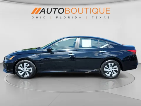 Photos of 2024 Nissan Altima 2.5 S for sale in Columbus, OH at Auto Boutique Ohio