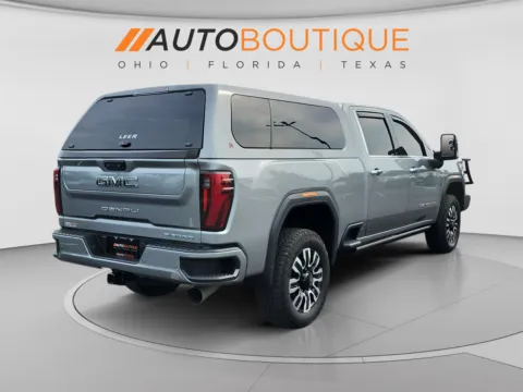 More photos of 2025 GMC Sierra 2500HD Denali Ultimate at Auto Boutique Ohio, OH