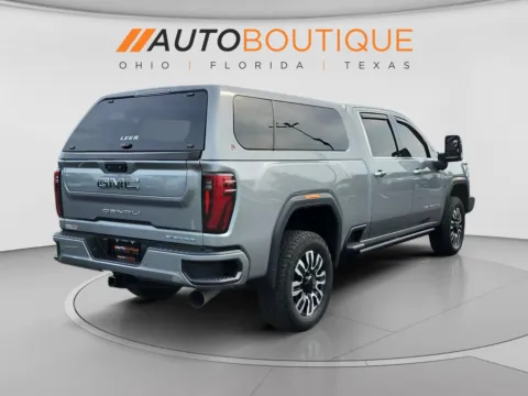 More photos of 2025 GMC Sierra 2500HD Denali Ultimate at Auto Boutique Ohio, OH