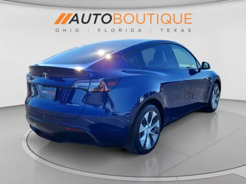More photos of 2023 Tesla Model Y Long Range at Auto Boutique Ohio, OH